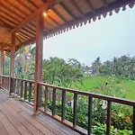 Ayu Dira Heritage House