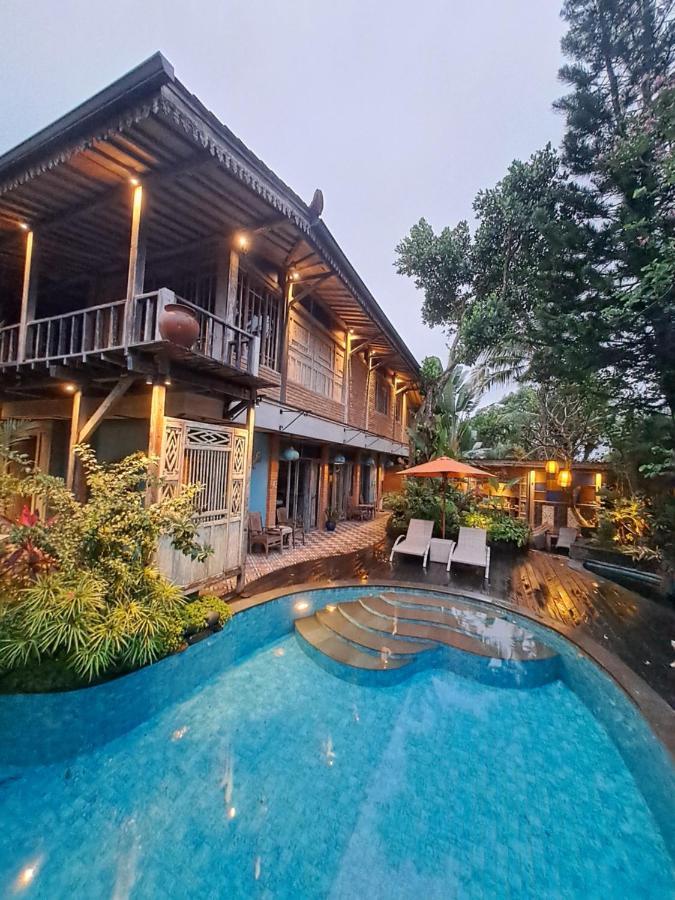Villa Ayu Dira Heritage House Ubud