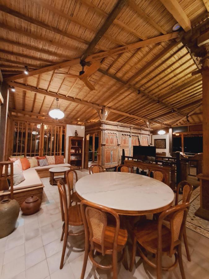 Ayu Dira Heritage House * Ubud