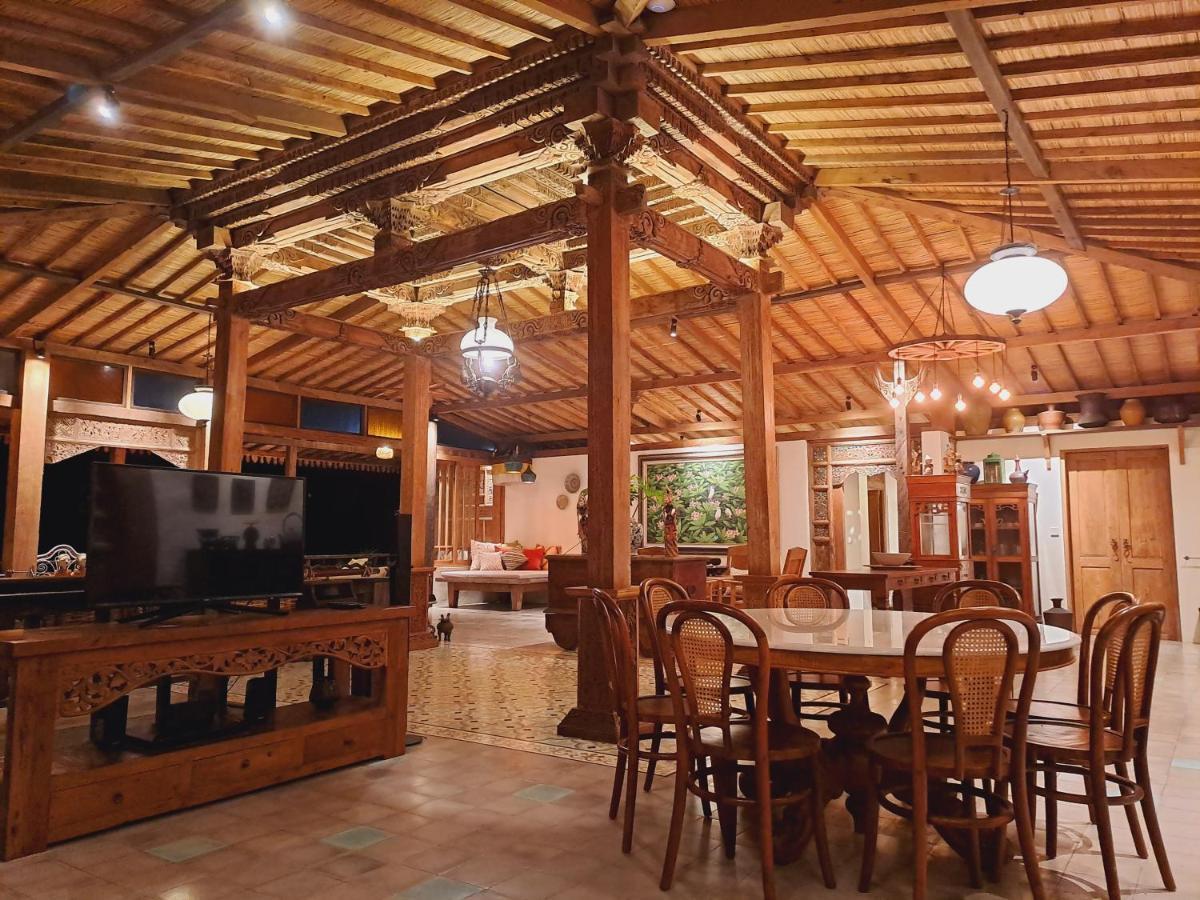 Ayu Dira Heritage House Pousada