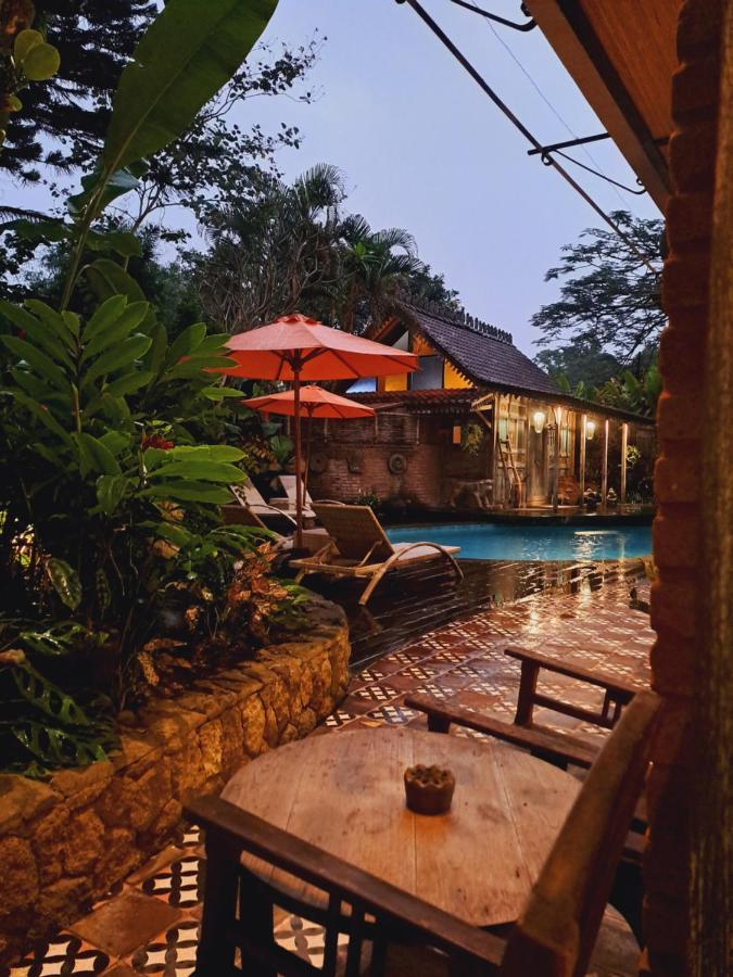 Ayu Dira Heritage House Pousada